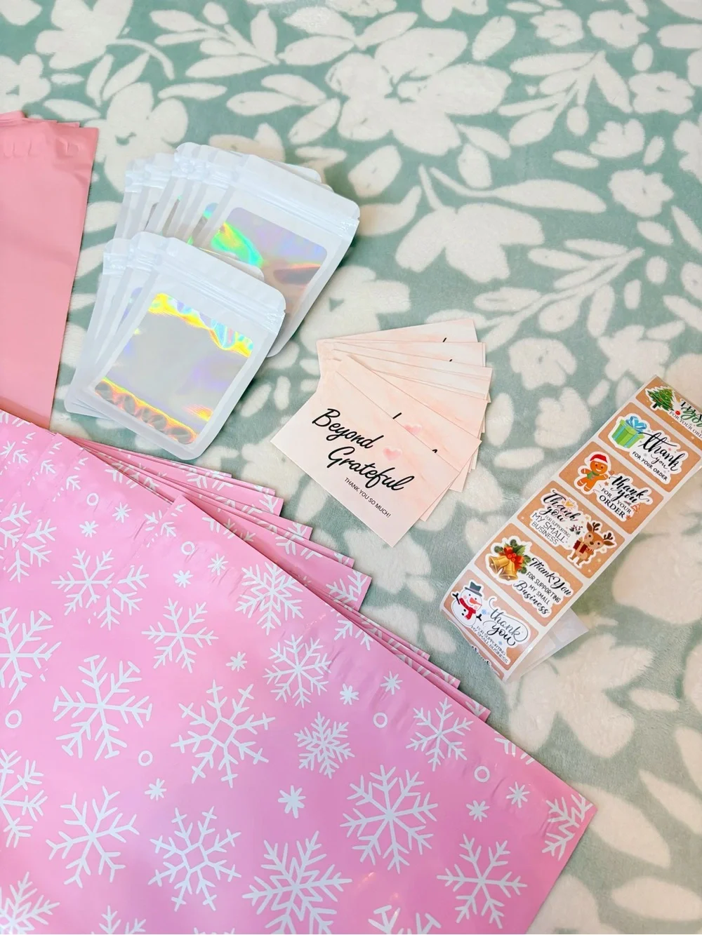 85 Piece Pink Snowflake Shipping Supply Bundle ❄️✨